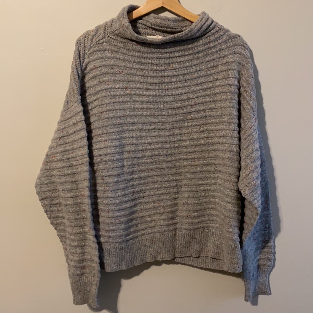 Court & Rowe sweater, Size XL